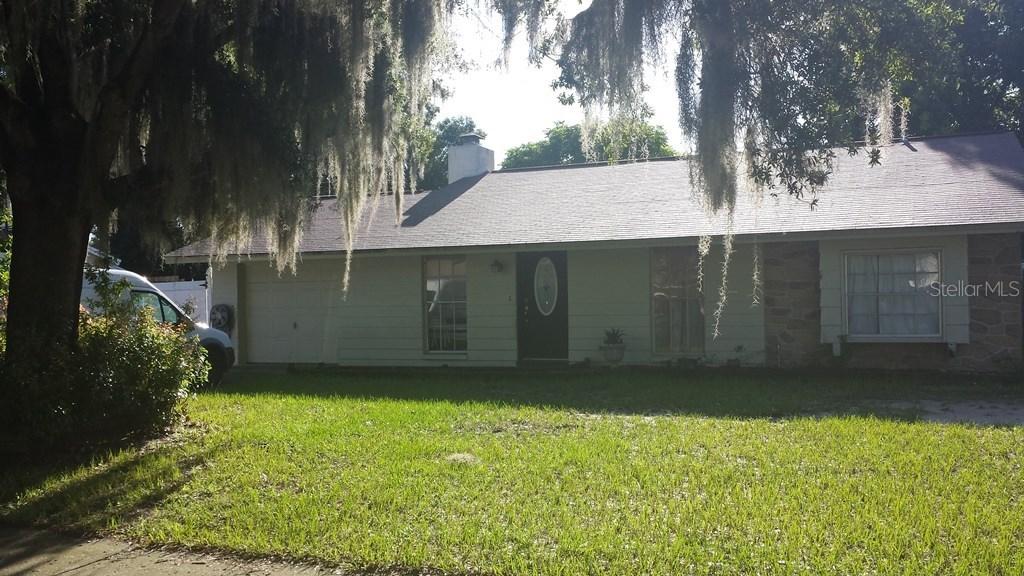 809 Windsor Cir., Brandon, FL 33510