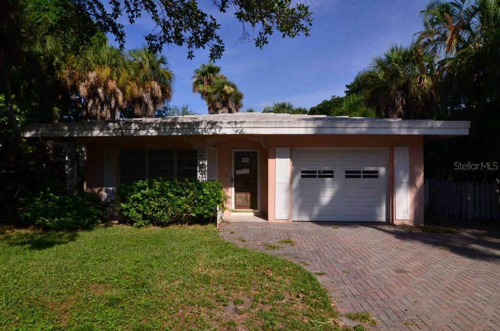 150 S Washington Dr., Sarasota, FL 34236