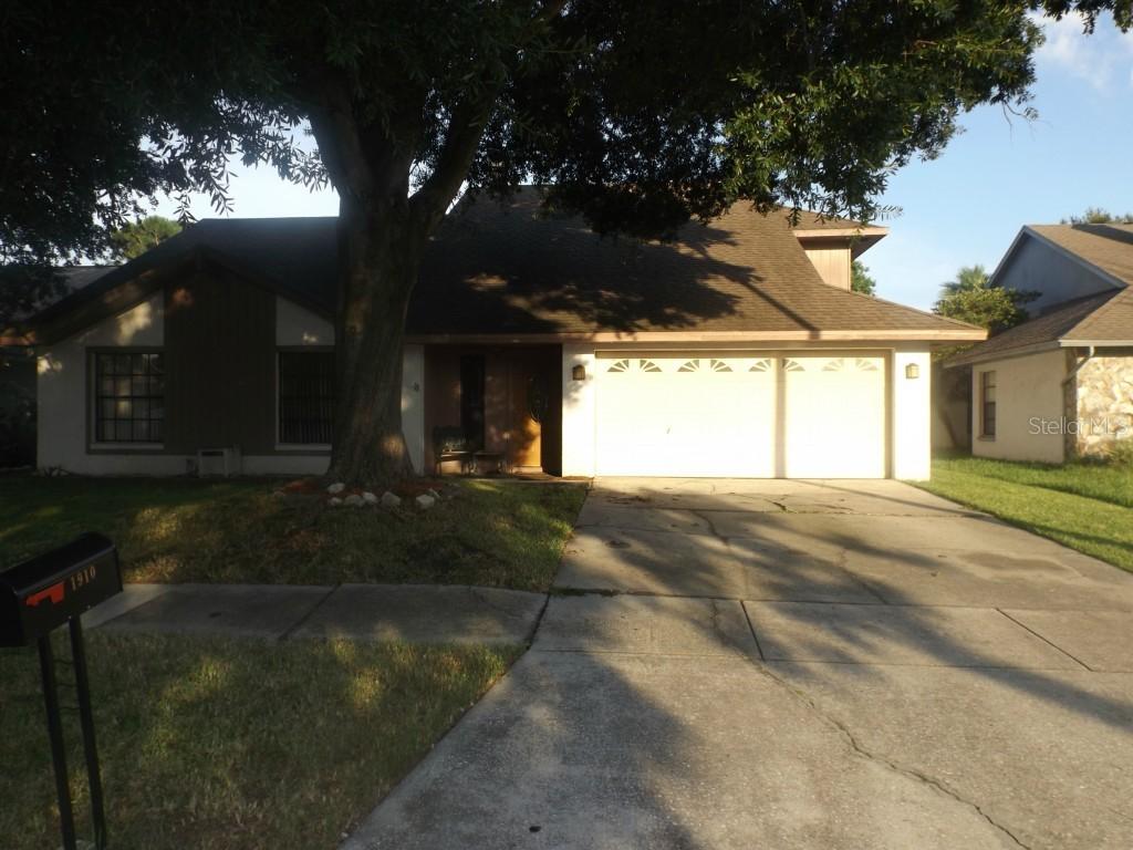 1910 Firethorn Ct., Brandon, FL 33511