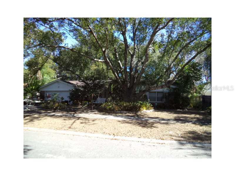 13505 Gibbons Pass, Tampa, FL 33613