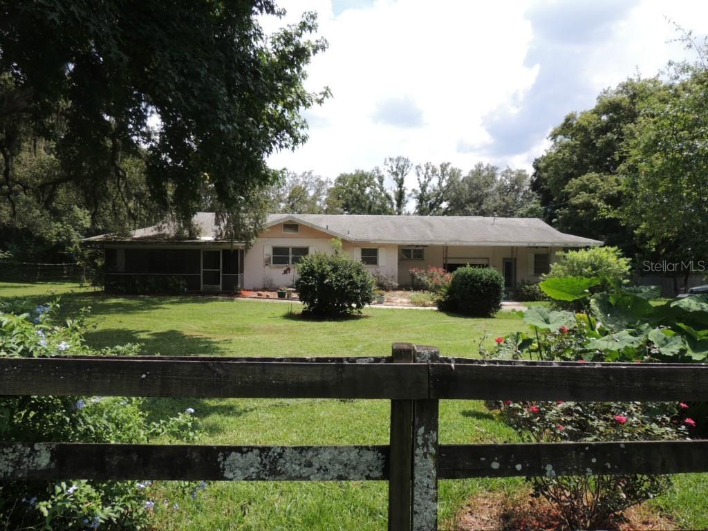 37748 Phelps Rd., Zephyrhills, FL 33541