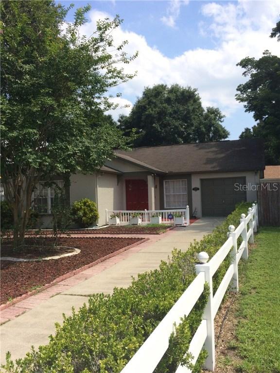 1909 Chablis Ct., Valrico, FL 33594