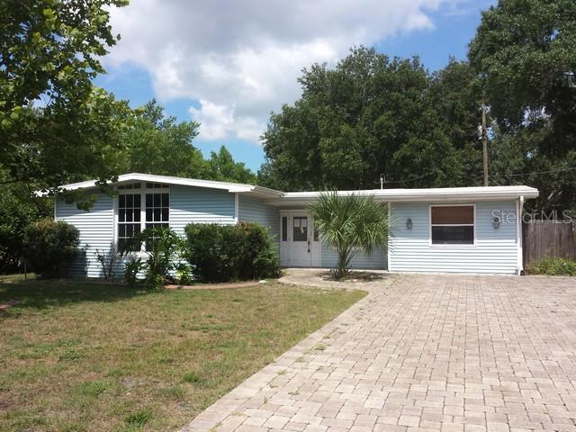 9801 N 55th St., Temple Terrace, FL 33617