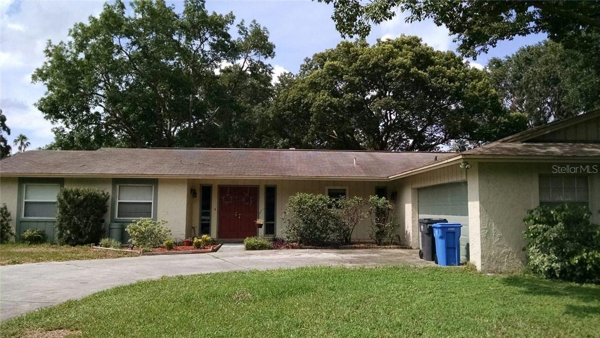 1216 Lady Elaine Dr., Valrico, FL 33594