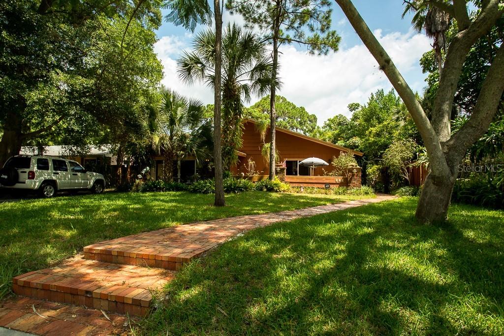 435 64th Ave., St Petersburg, FL 33705