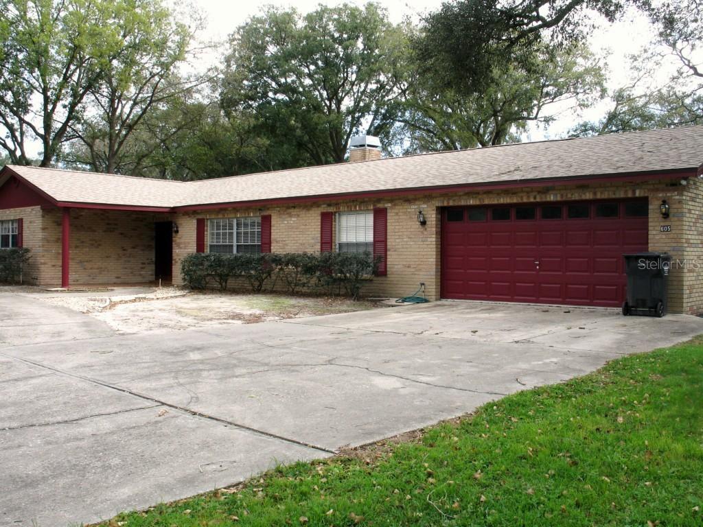 605 Hitching Post Dr., Brandon, FL 33511