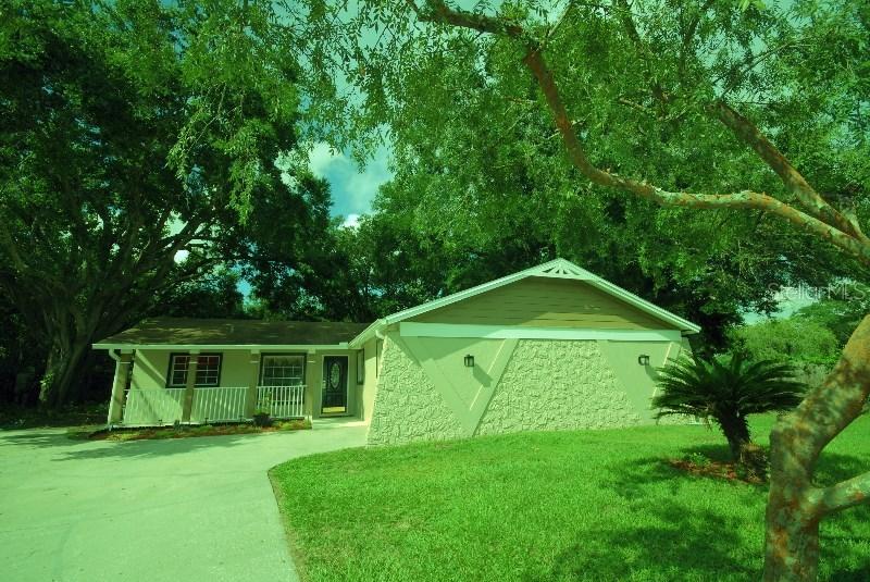 1305 Cottage Pl., Brandon, FL 33510