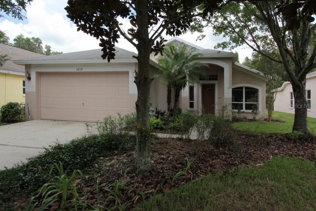 1439 Baythorn Dr., Zephyrhills, FL 33543