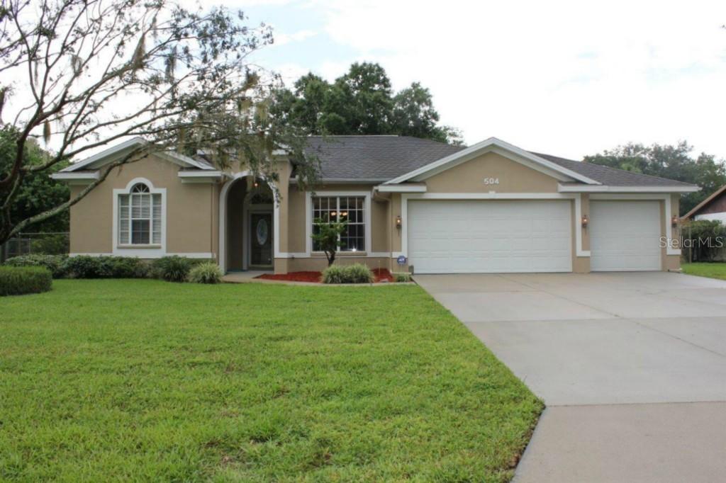 504 Warren Road, Lutz, FL 33548