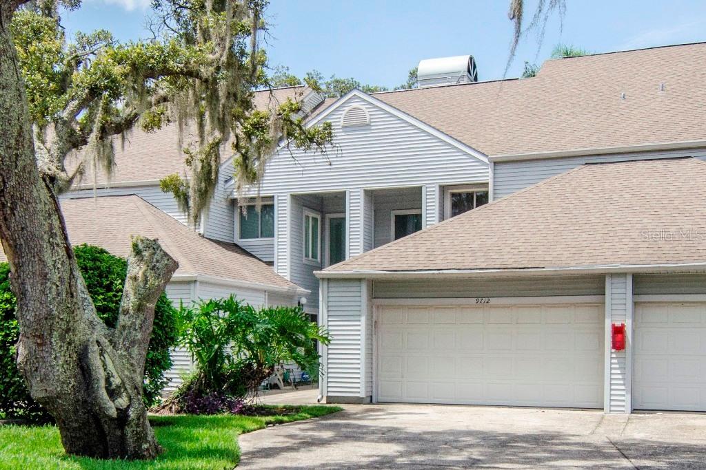 9712 Tiffany Oaks Ln. #9, Tampa, FL 33612