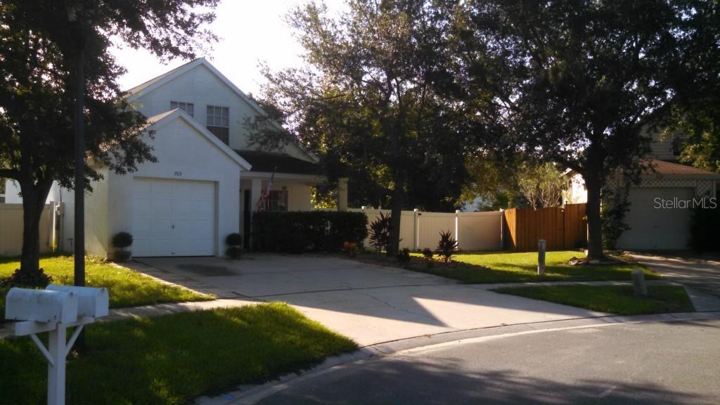 703 Orchard Isle Ct., Valrico, FL 33594