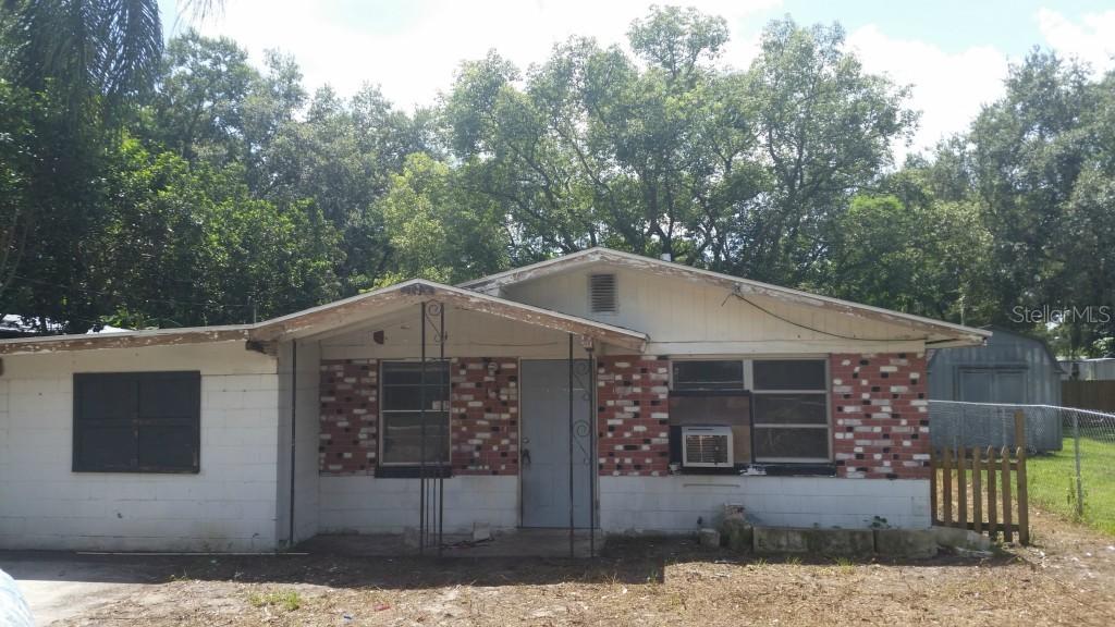 128 6th St., Winter Haven, FL 33881