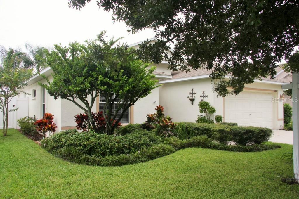 2003 Berry Lake Dr., Brandon, FL 33510
