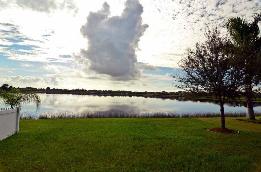 925 Seminole Sky Dr., Ruskin, FL 33570