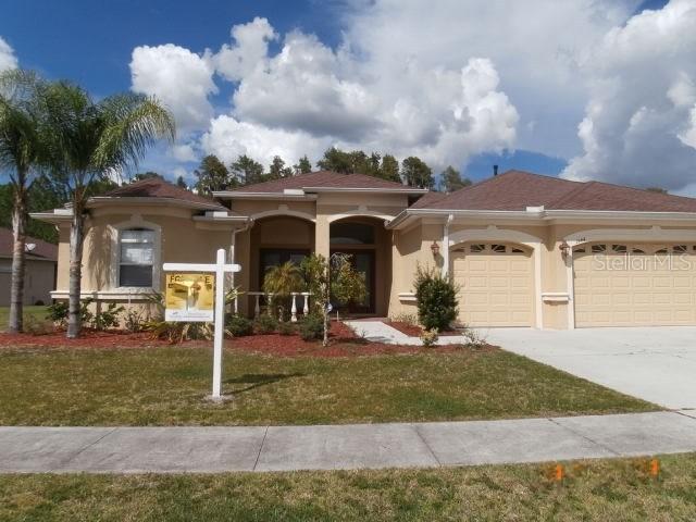 1544 Beaconsfield Dr., Wesley Chapel, FL 33543