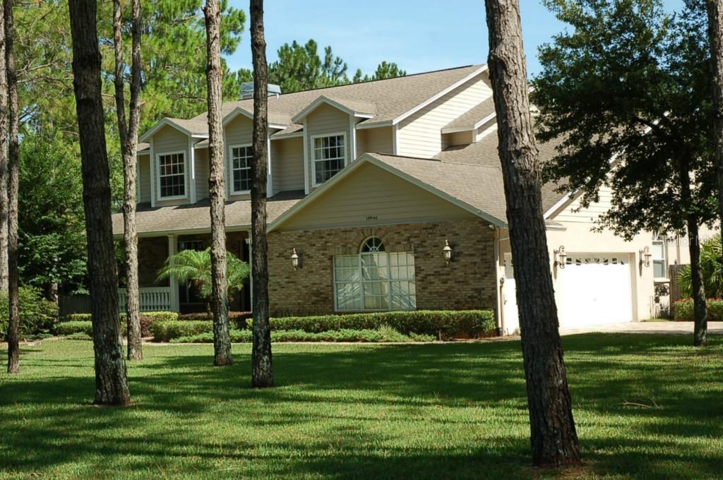 18946 Crooked Ln., Lutz, FL 33548