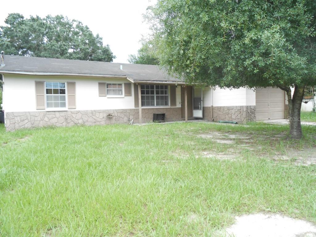 8507 Chinaberry Dr., Temple Terrace, FL 33637