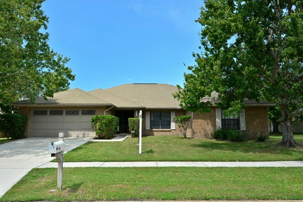 4301 Lukow Pl., Valrico, FL 33596