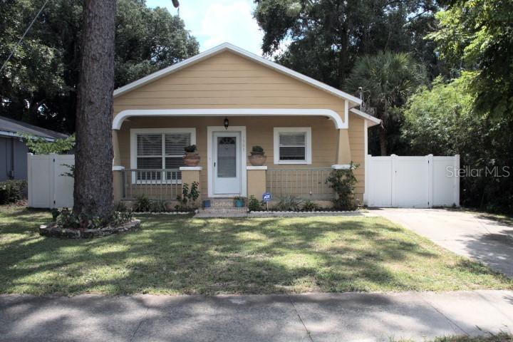 1507 E Henry Ave., Tampa, FL 33610