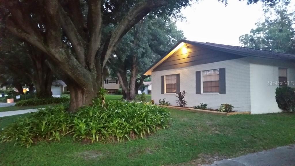 221 Terrace Dr., Brandon, FL 33510