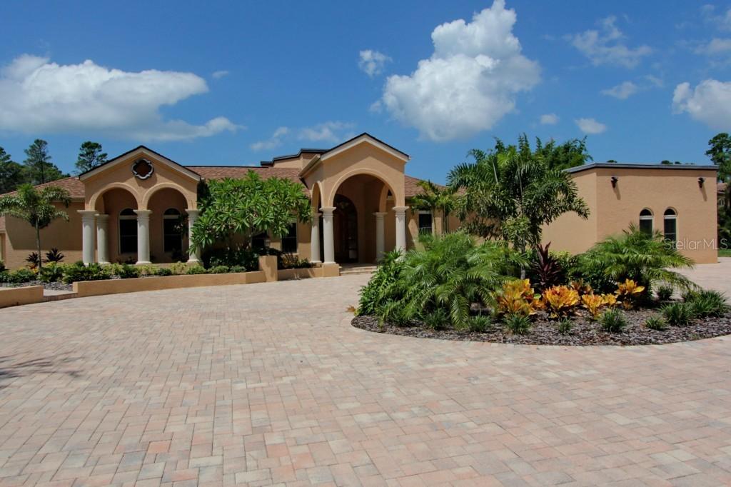 2950 Leprechaun Ln., Palm Harbor, FL 34683