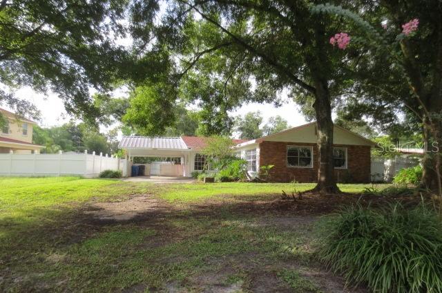 12009 Midlake Dr., Tampa, FL 33612