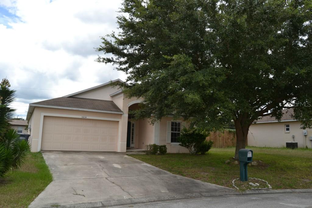 5424 Moon Valley Dr., Lakeland, FL 33812