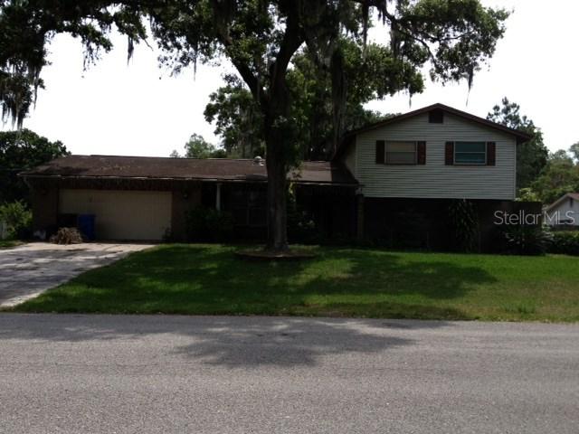 2123 Kennen Dr., Valrico, FL 33594