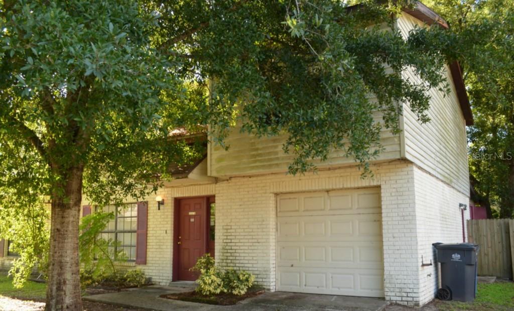 708 Gasparino Ct., Seffner, FL 33584