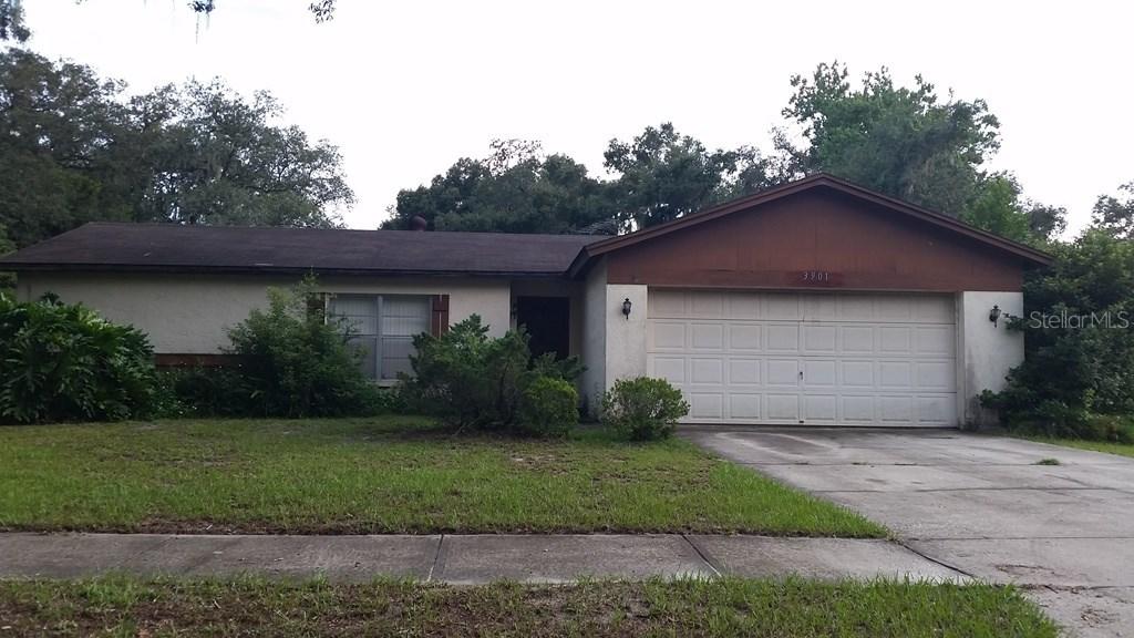 3901 Oak Hammock Dr., Brandon, FL 33511