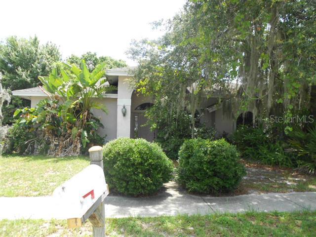 12001 Lynmoor Dr., Riverview, FL 33579