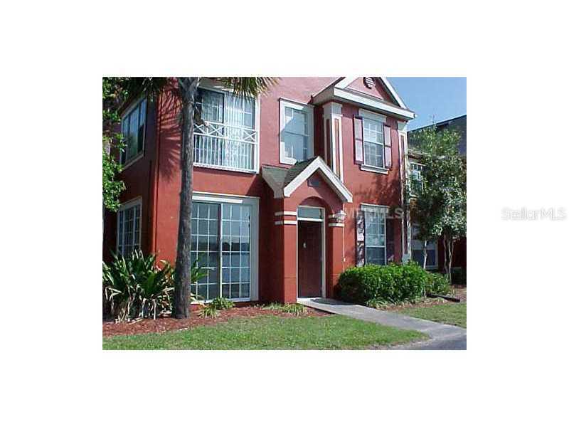 9560 Lake Chase Island Way, Tampa, FL 33626