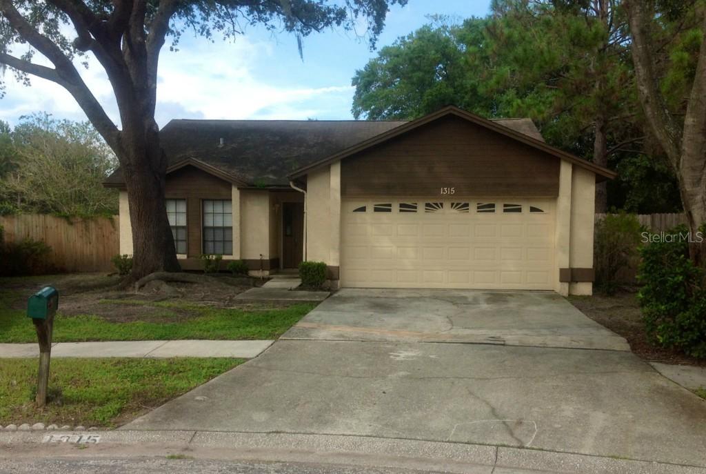 1315 Keel Pl., Valrico, FL 33594