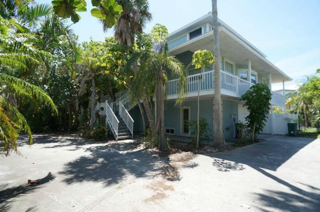 603 N Point Dr., Holmes Beach, FL 34217