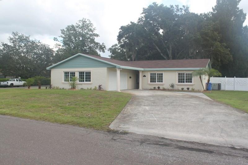 2612 Carroll Lake St., Tampa, FL 33618