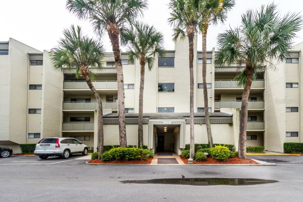 13618 Greenfield Dr. #303, Tampa, FL 33618