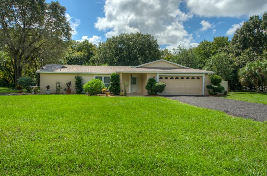 1702 Surrey Tr., Wimauma, FL 33598