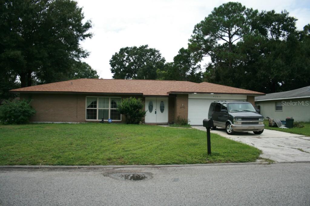 4705 Tampa Downs Blvd., Lutz, FL 33559