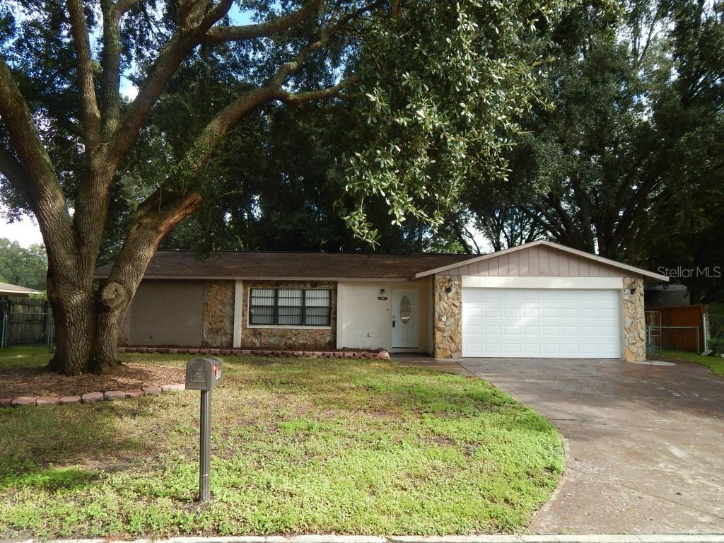 4540 Debbie Ln., Lutz, FL 33559