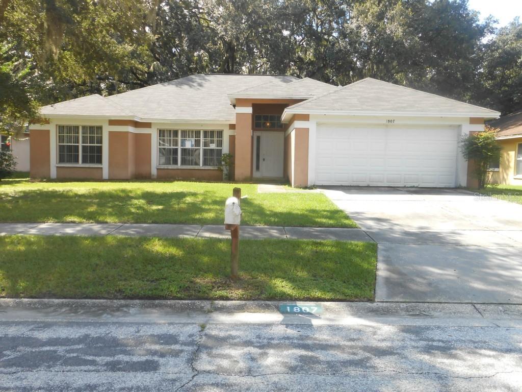 1807 Staysail Dr., Valrico, FL 33594