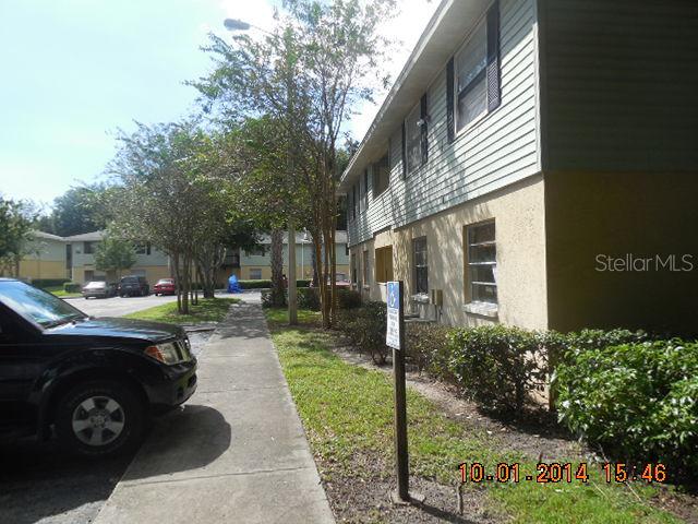 241 Red Maple Pl., Brandon, FL 33510