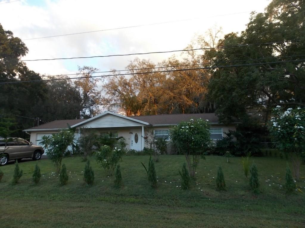 17319 Lynnette Dr., Lutz, FL 33549