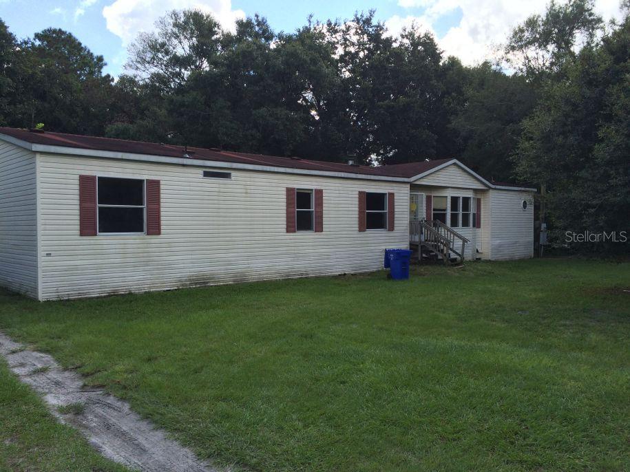 15225 N 13th St., Lutz, FL 33549