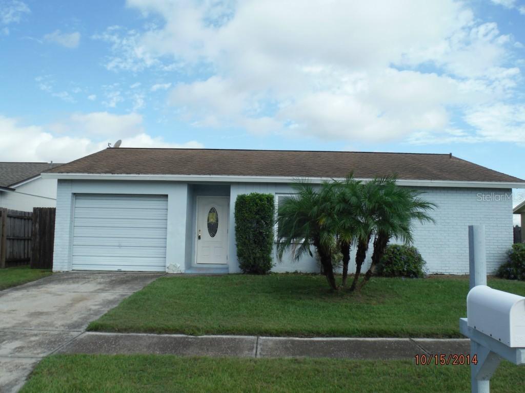 1025 Lochmont Dr., Brandon, FL 33511