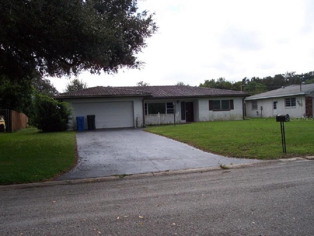 1513 Booth Dr., Valrico, FL 33594