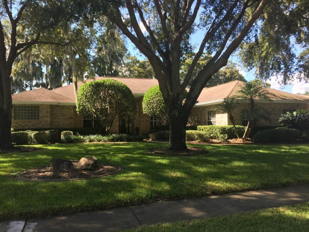 18102 Clear Lake Dr., Lutz, FL 33548