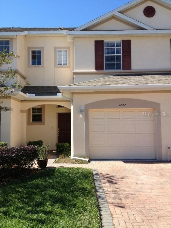 1227 Summergate Dr., Valrico, FL 33594