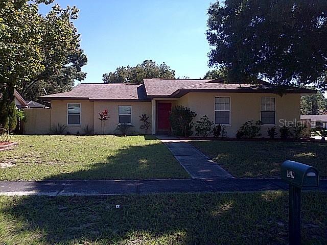 819 Tarawood Ln., Valrico, FL 33594