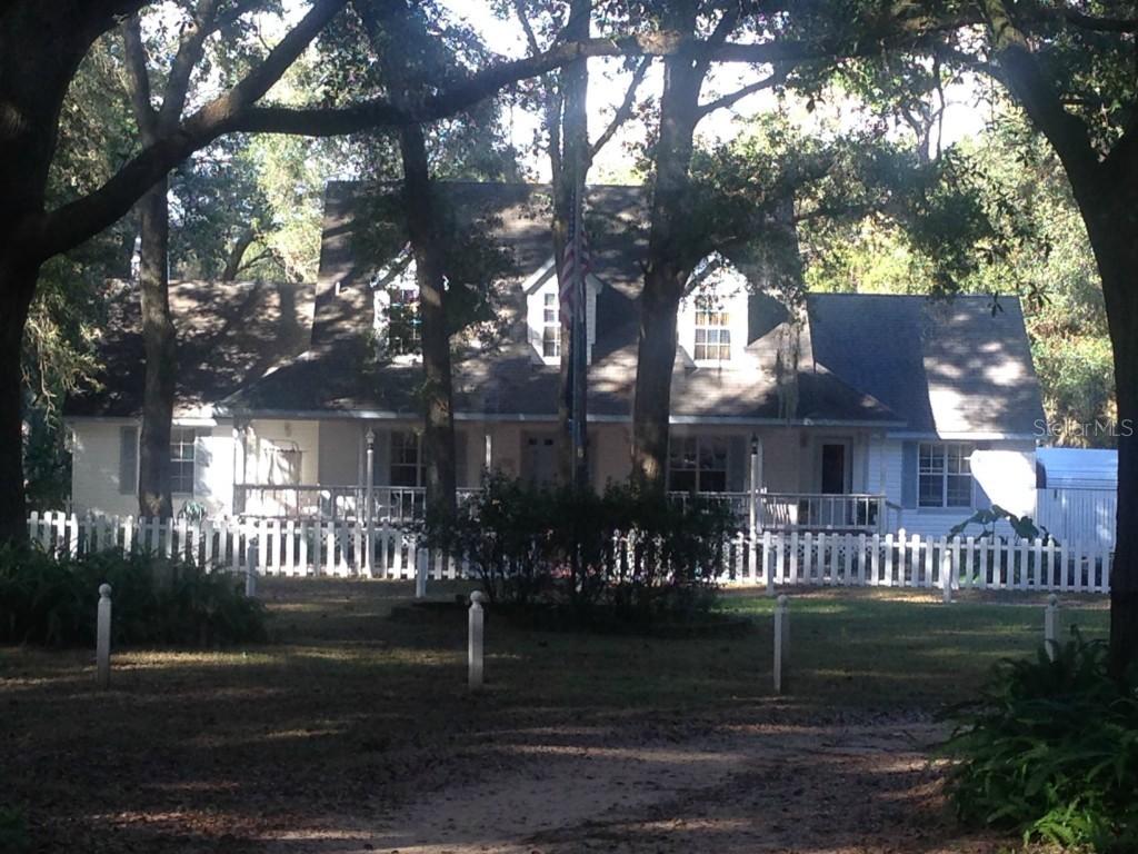 2710 Washington Rd., Valrico, FL 33594