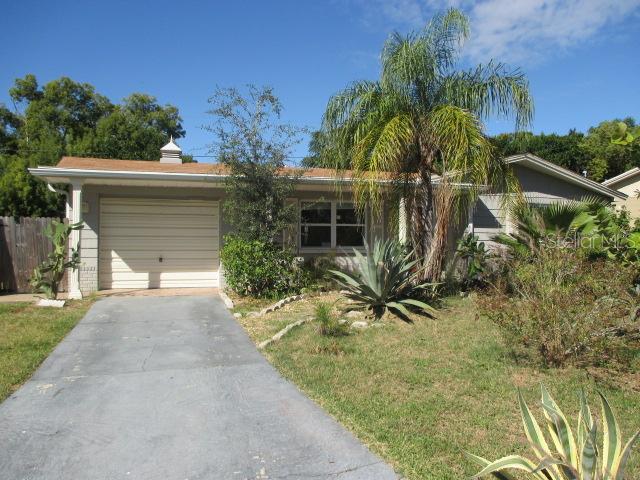 3649 Kimberly Oaks Dr., Holiday, FL 34691